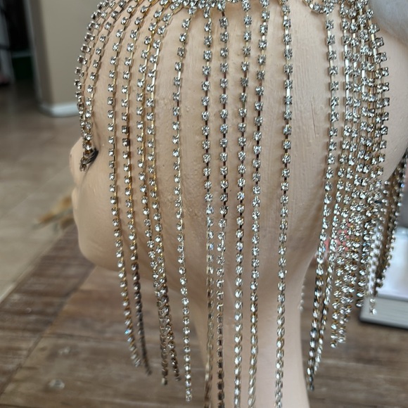 Headpiece - Picture 4 of 4